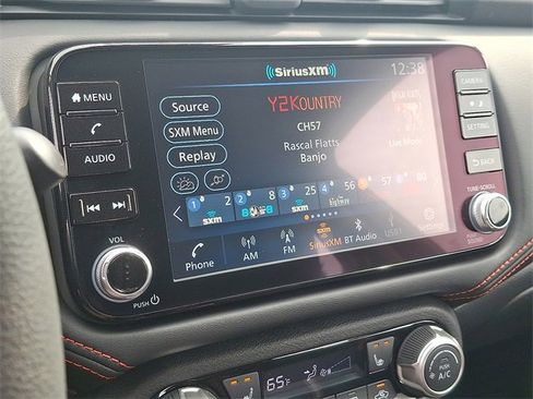 New 2025 Nissan Versa SR w/ Trunk Package image 3