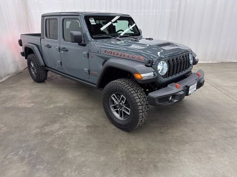New 2025 Jeep Gladiator Mojave w/ Convenience Group image 1
