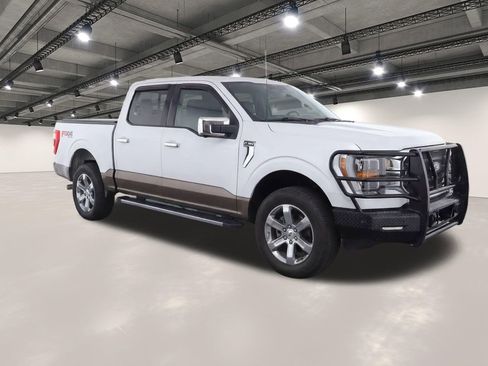 Used 2022 Ford F150 Lariat AWD/4WD image 2