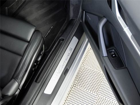 Certified 2020 Porsche 911 Carrera S RWD image 20