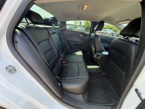 Used 2018 Chevrolet Malibu LT w/ Redline Edition FWD image 22
