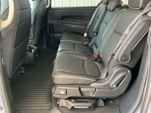 New 2026 Honda Odyssey Touring image 20