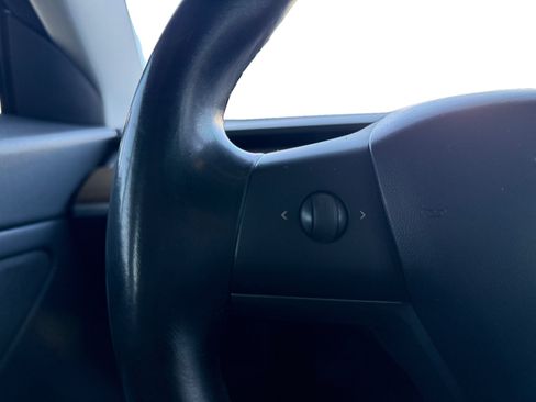 Used 2019 Tesla Model 3 Mid Range RWD image 15