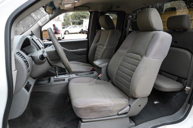 Used 2019 Nissan Frontier S RWD image 25