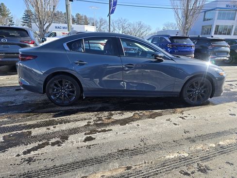 Used 2023 MAZDA MAZDA3 s image 9