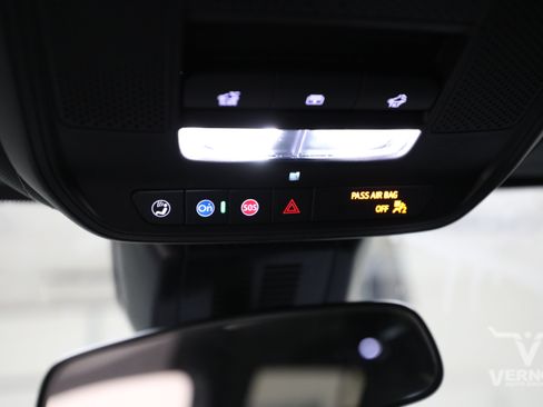 New 2026 Chevrolet Equinox LT w/ Convenience Package II FWD image 29
