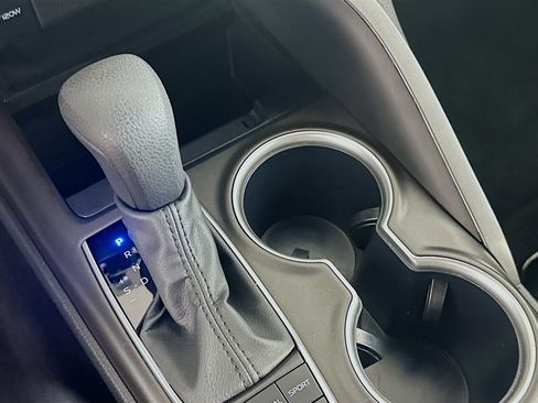 Used 2024 Toyota Camry LE w/ Convenience Package image 25