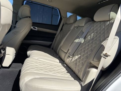 Used 2023 Genesis GV80 3.5T w/ Cargo Package image 19