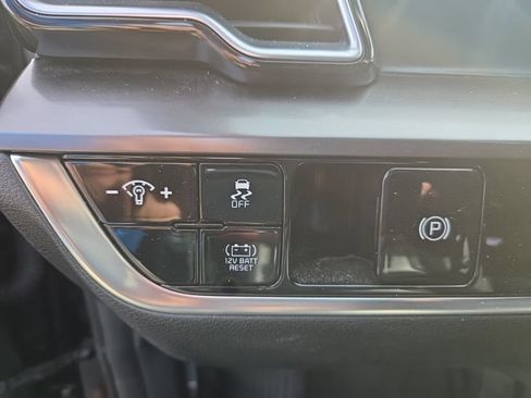 Used 2023 Kia Sportage EX image 11