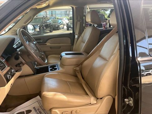 Used 2013 GMC Yukon SLT w/ SLT-2 Equipment Package AWD/4WD image 26