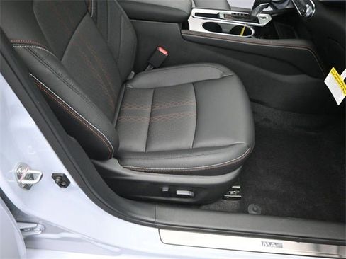 New 2025 Nissan Altima 2.5 SR image 34