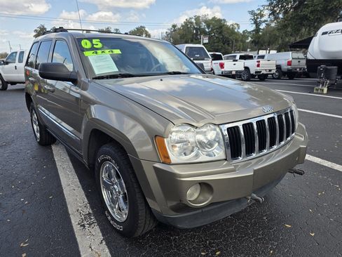Used 2005 Jeep Grand Cherokee Limited image 10