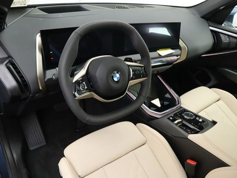 Used 2025 BMW X3 xDrive30i w/ Premium Package image 10