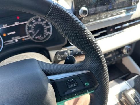 Used 2022 Mitsubishi Outlander SEL image 10