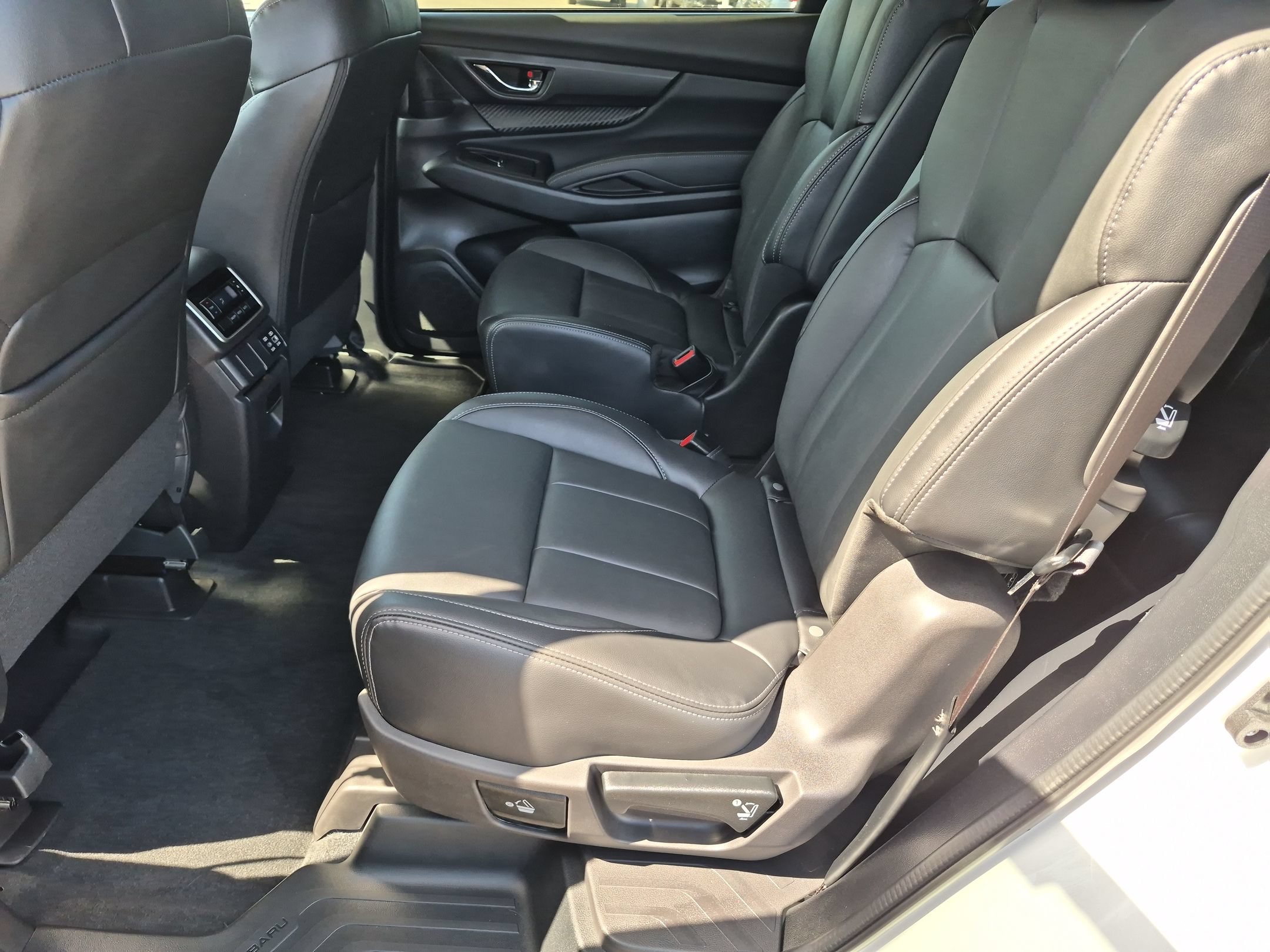 Certified 2026 Subaru Ascent Premium AWD/4WD image 15