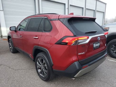 Used 2022 Toyota RAV4 Limited image 3