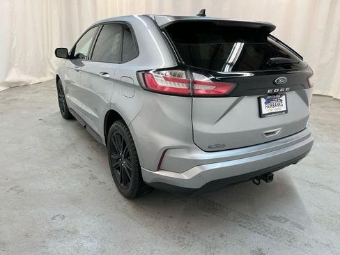 Used 2022 Ford Edge ST-Line w/ Class II Trailer Tow Package image 3