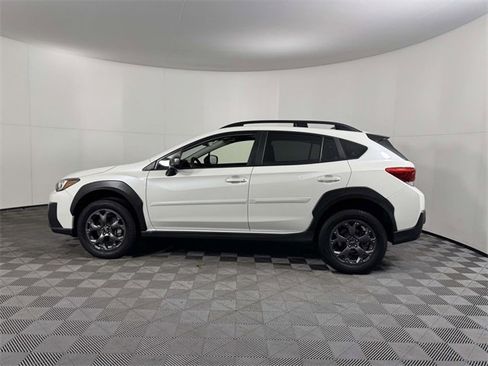 Used 2022 Subaru Crosstrek 2.5i Sport w/ Moonroof Package image 11