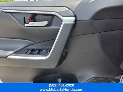 Used 2024 Toyota RAV4 XLE FWD image 28