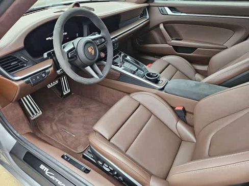 Used 2026 Porsche 911 Carrera GTS image 2