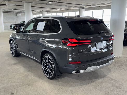 Used 2026 BMW X5 sDrive40i w/ Climate Comfort Package RWD image 5
