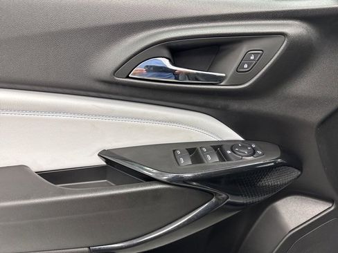 Used 2024 Chevrolet Trax LT image 9