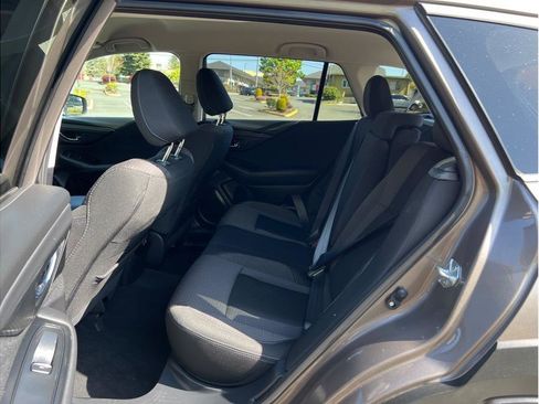 Used 2024 Subaru Outback Premium image 15