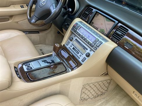 Used 2008 Lexus SC 430 Convertible RWD image 29