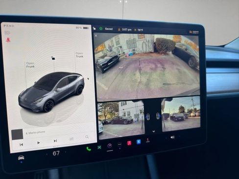 Used 2022 Tesla Model Y Performance image 18