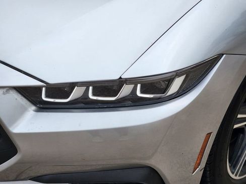 Used 2024 Ford Mustang Premium RWD image 9