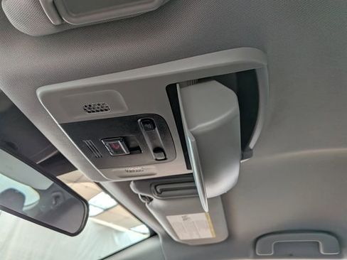 Used 2020 Toyota Camry LE w/ Carpet Mat Package FWD image 31