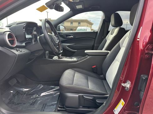 Certified 2024 Chevrolet Trax RS image 20