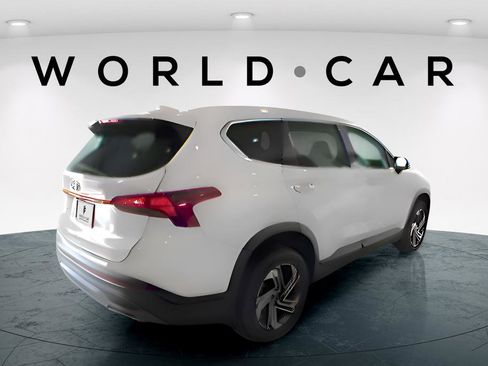Used 2023 Hyundai Santa Fe SEL image 6