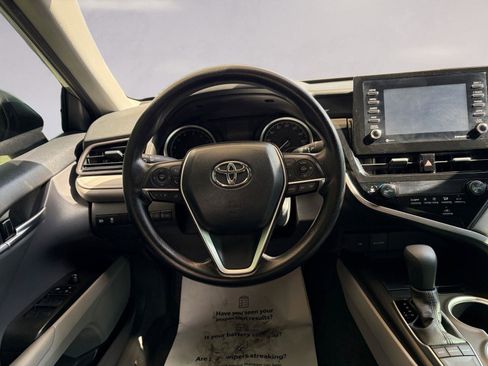 Used 2024 Toyota Camry LE FWD image 12
