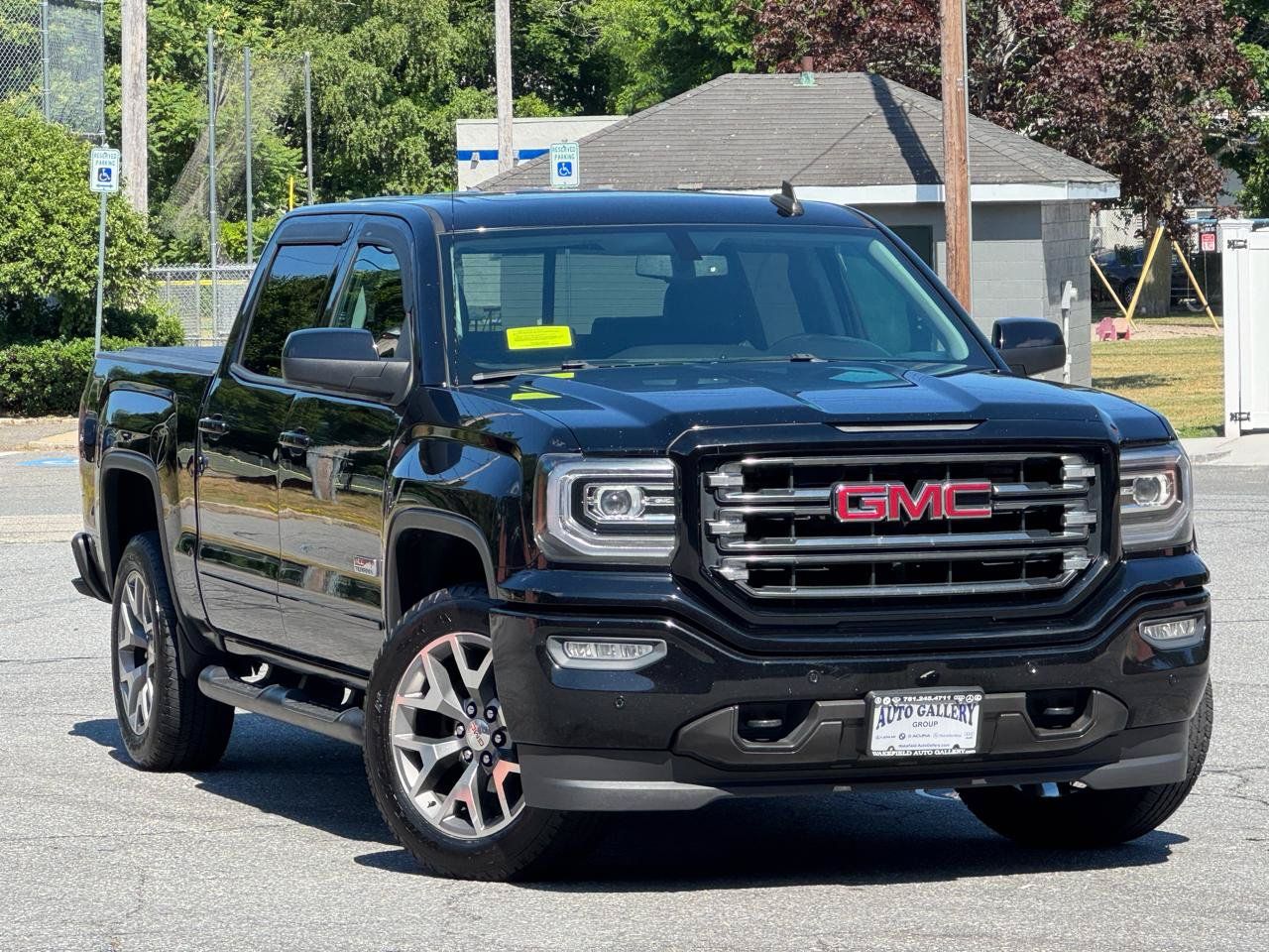 Used 2018 GMC Sierra 1500 SLT AWD/4WD image 1