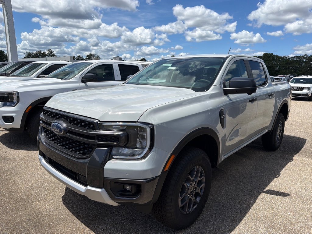 New 2026 Ford Ranger XLT w/ FX4 Off-Road Package AWD/4WD image 2