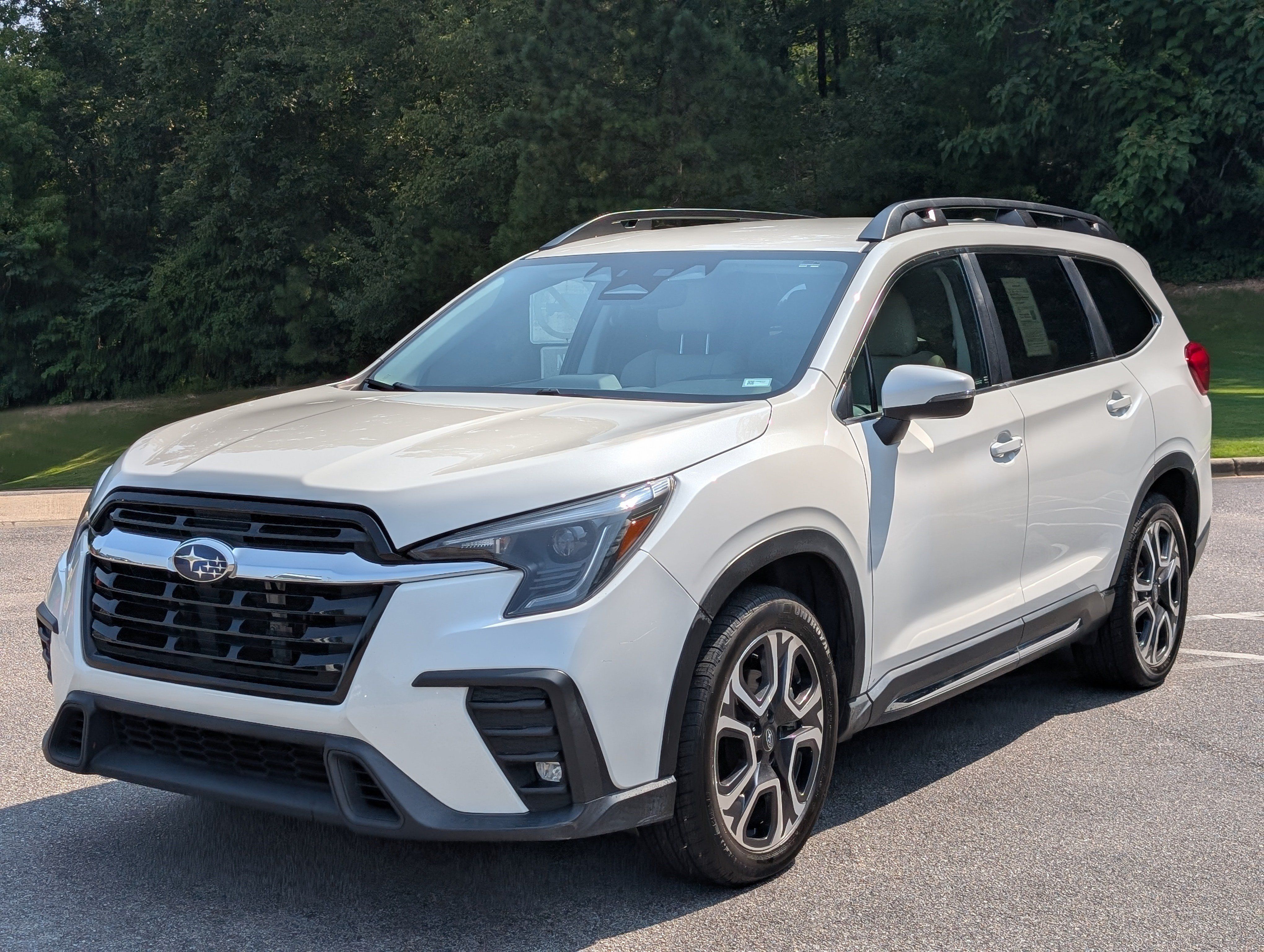 Used 2023 Subaru Ascent Limited AWD/4WD image 5