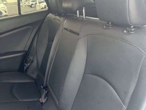 Used 2021 Toyota Prius image 9