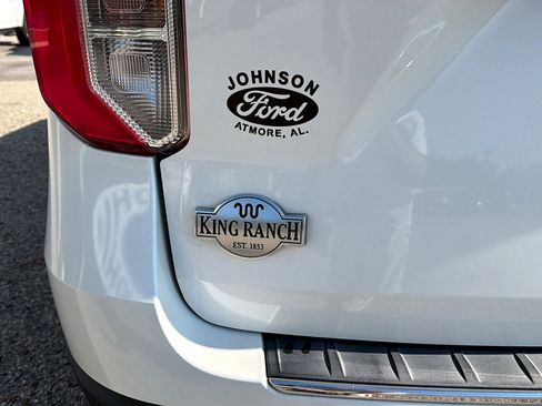 Used 2023 Ford Explorer King Ranch w/ Technology Package AWD/4WD image 5