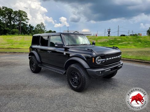 Used 2025 Ford Bronco Outer Banks w/ Sasquatch Package AWD/4WD image 8