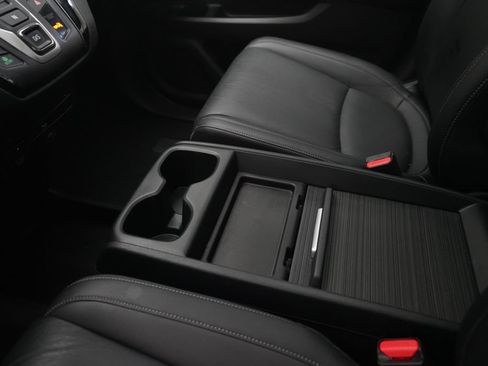 Certified 2023 Honda Odyssey Touring image 18