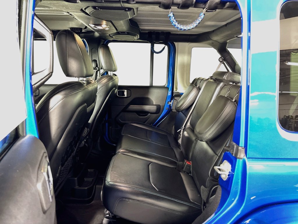 Used 2023 Jeep Wrangler Unlimited Rubicon 4xe w/ Cold Weather Group AWD/4WD image 21