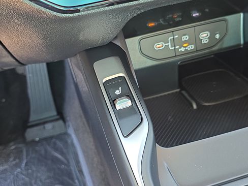 New 2026 Kia Sorento S image 28