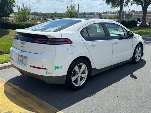 Used 2014 Chevrolet Volt w/ Enhanced Safety Package 1 FWD image 26