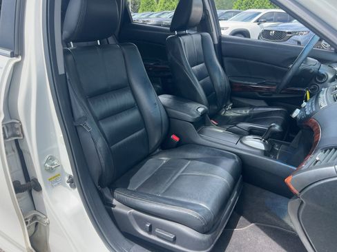 Used 2010 Honda Crosstour EX-L image 32