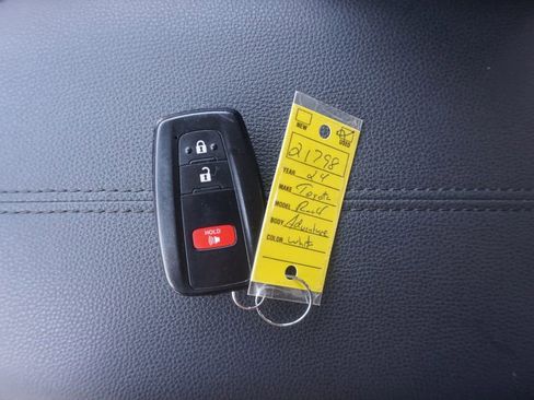 Used 2024 Toyota RAV4 Adventure AWD/4WD image 29