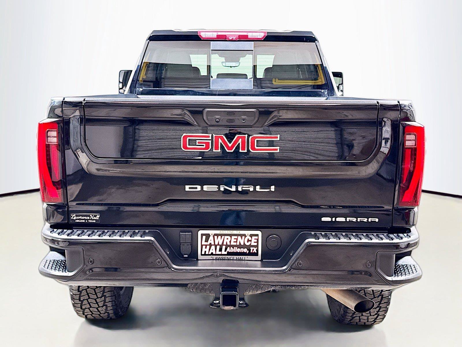 Used 2024 GMC Sierra 2500 Denali w/ Denali Reserve Package AWD/4WD image 5