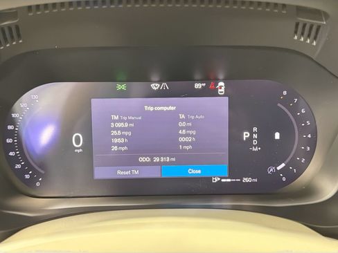 Certified 2024 Volvo XC60 B5 Plus AWD/4WD image 11