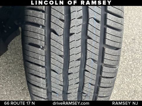 Used 2023 Lincoln Corsair AWD image 27