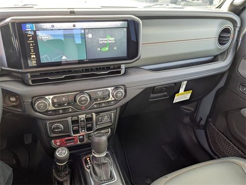 New 2025 Jeep Gladiator Mojave image 19